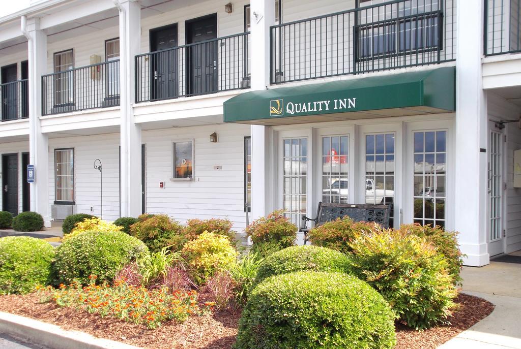 Quality Inn Sylacauga Buitenkant foto